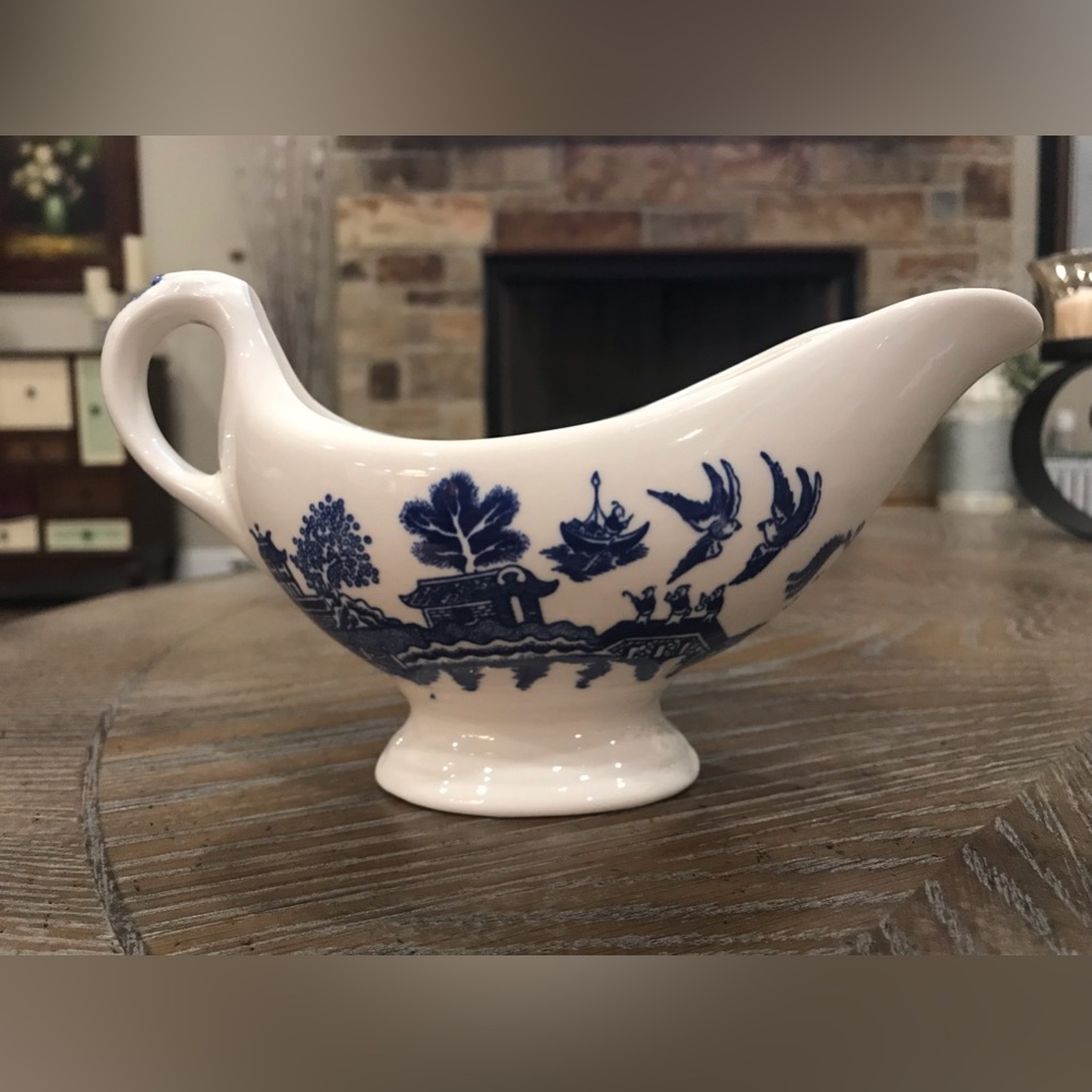 COPY - Blue Willow Gravy Boat